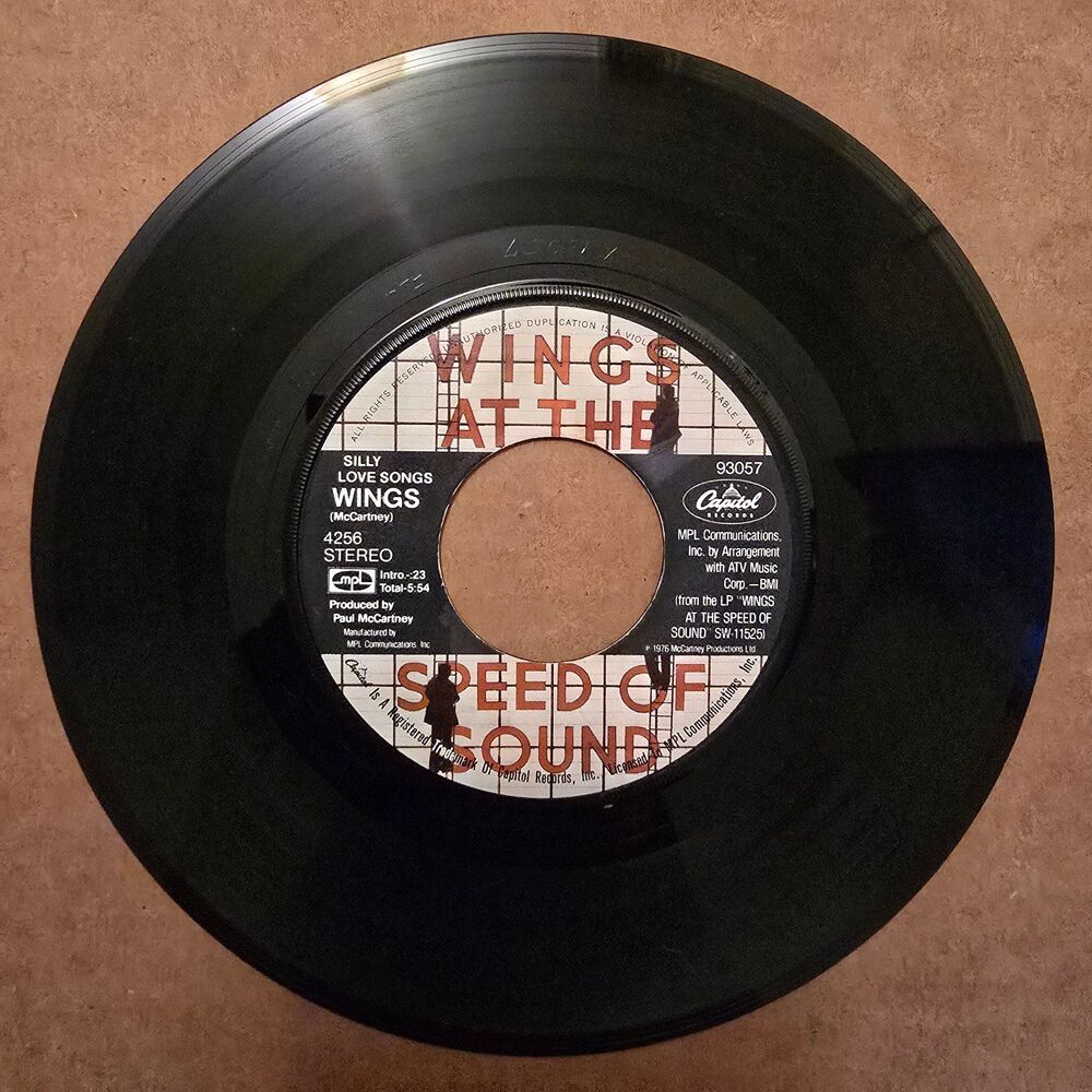 Wings - silly love songs / cook of the house vinyl 45 record Paul McCartney